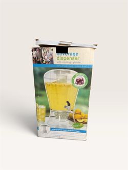 Beverage Dispenser with Cooling Cylinder