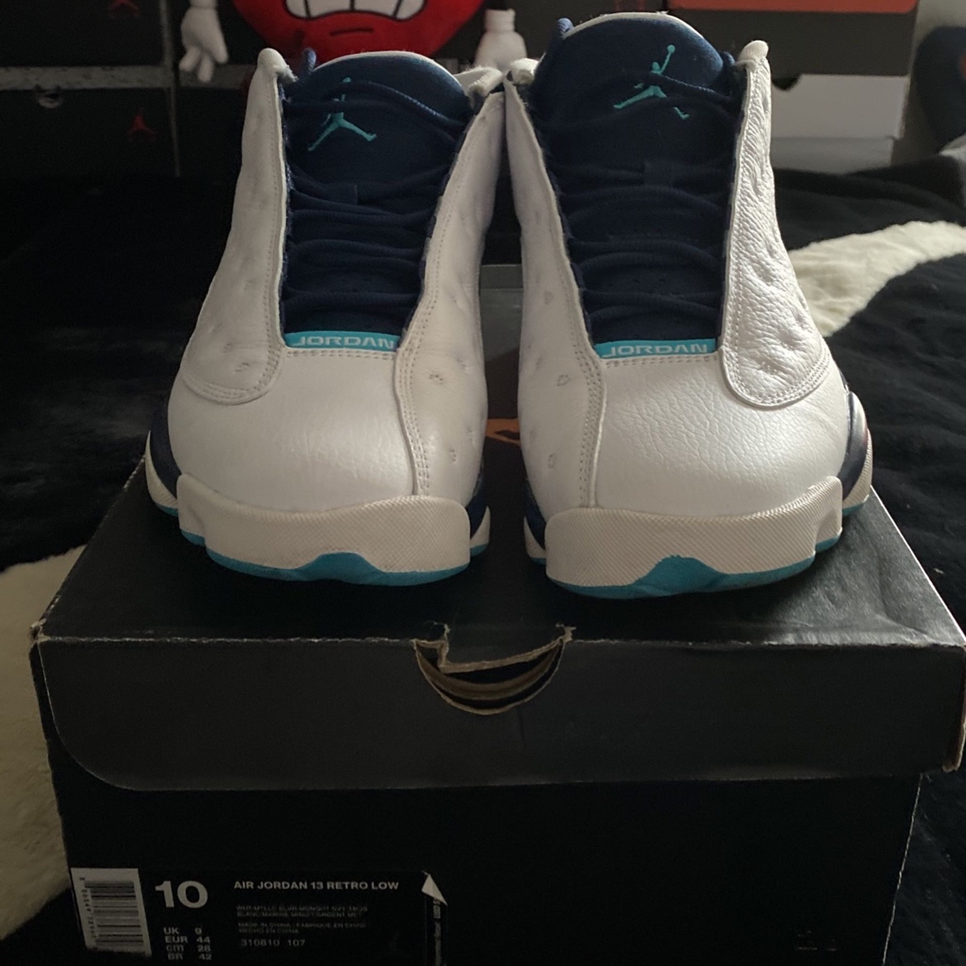 Air Jordan 13 Low “Hornets” 10