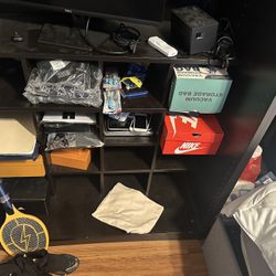 Wardrobe Closet 