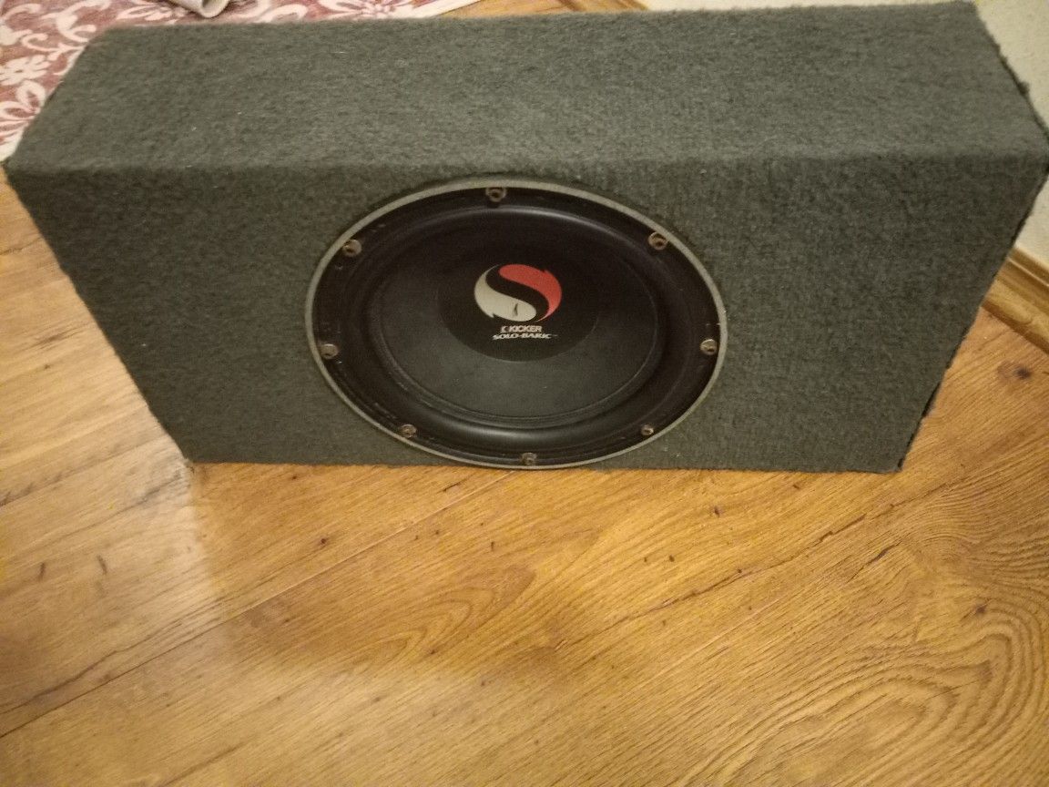 10" Kicker Solobaric Car Stereo Sub In Compact/truck Box