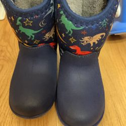 Children, Kids-almost New_Winter boots Size 9
