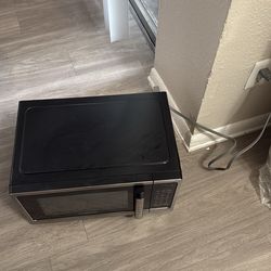 Black + Decker Microwave