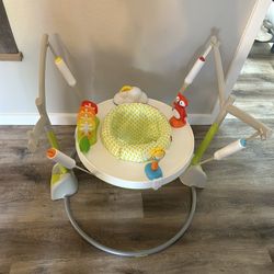 Skip Hop Explore & More Jumpscape Foldaway Jumper