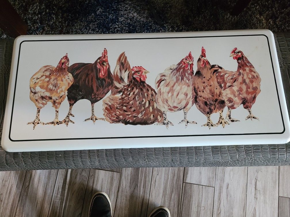 Metal Chicken Wall Frame