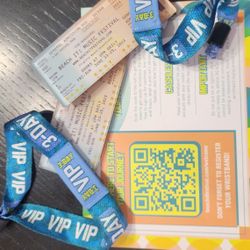 Set OF 2 VIP BEACH IT VIP TICKETS