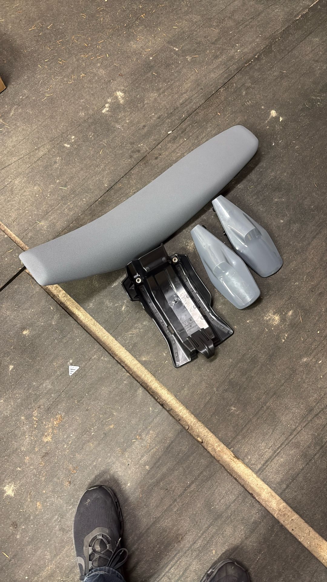 2022 Husqvarna Te 300 Seat, Hand Guards And Skid Plate