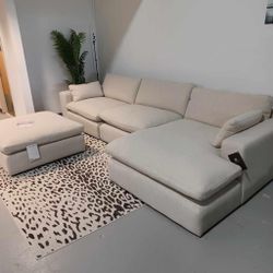 AP - Great 3 Piece Cloud Sectional,Reversible/ Fast Delivery - Financing 
