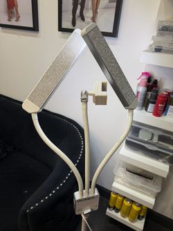 Glamcor Light