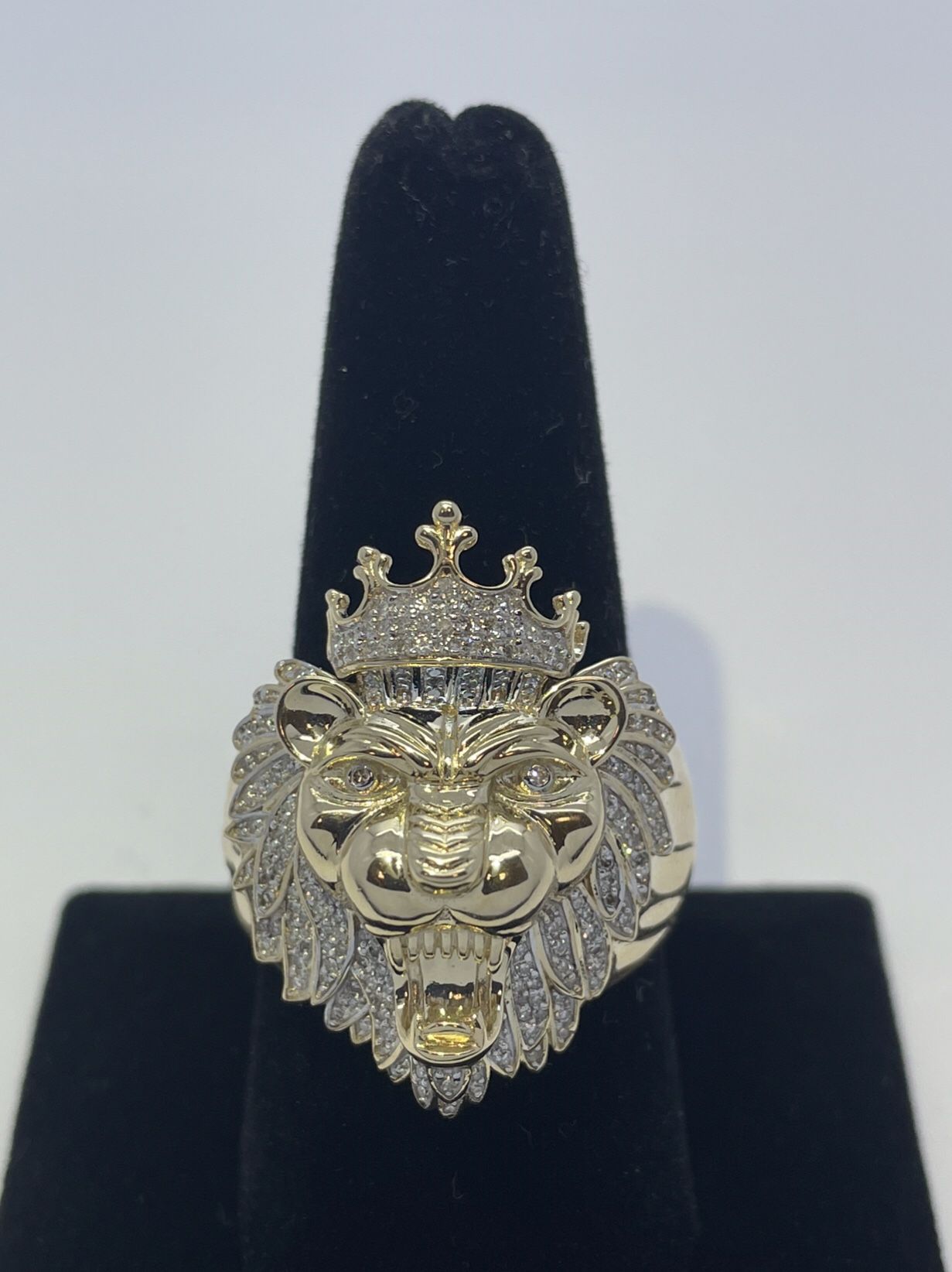 New 10K Solid Gold Diamond Lion Head Ring 