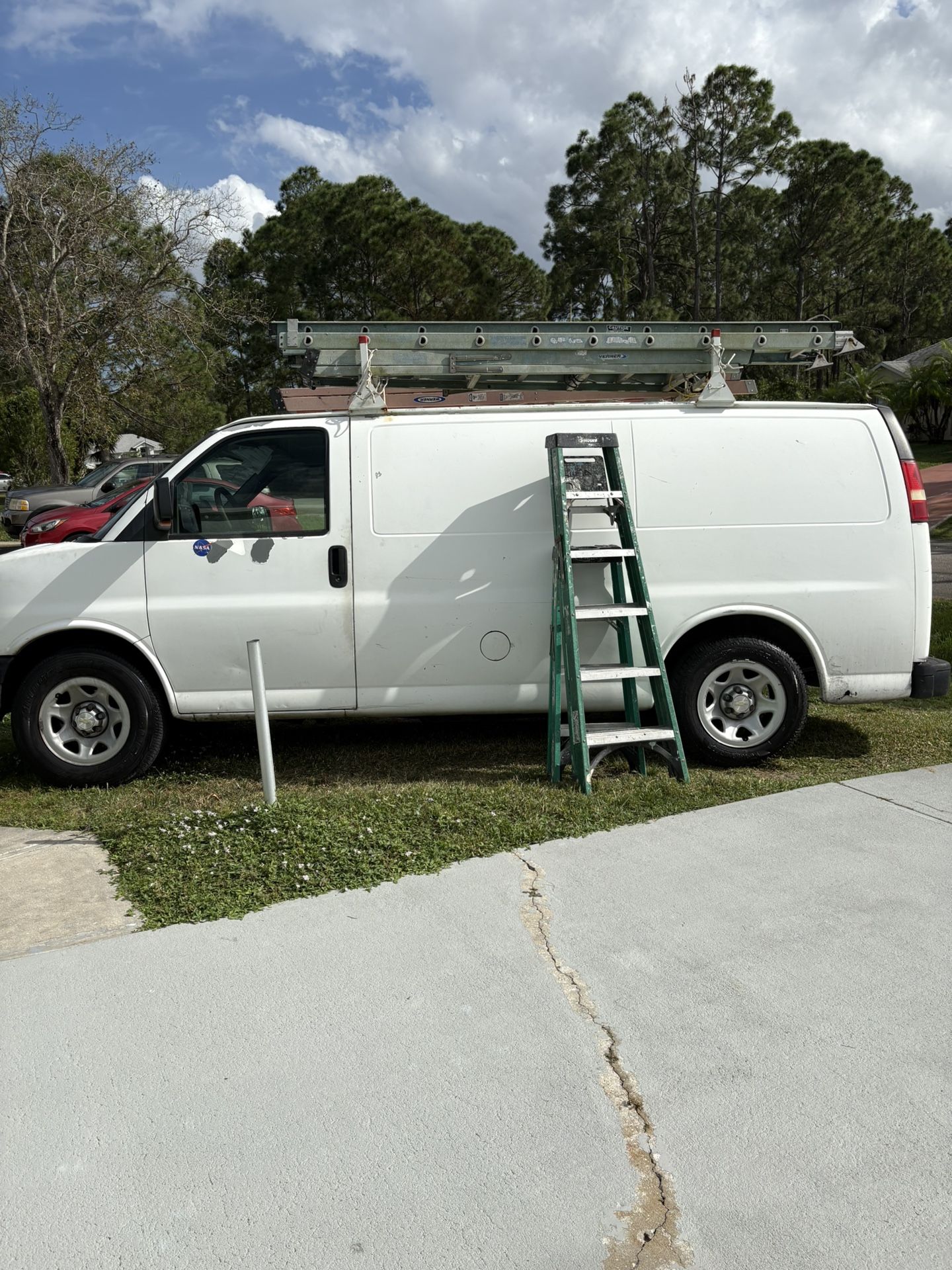 chevy express 6 cilinder 282 miles new trans mision