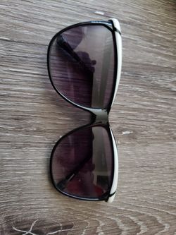 Women's Sunglasses. $30 Pickup in Oakdale
