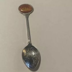 Vintage 4.5” Great Britain Souvenir Spoon