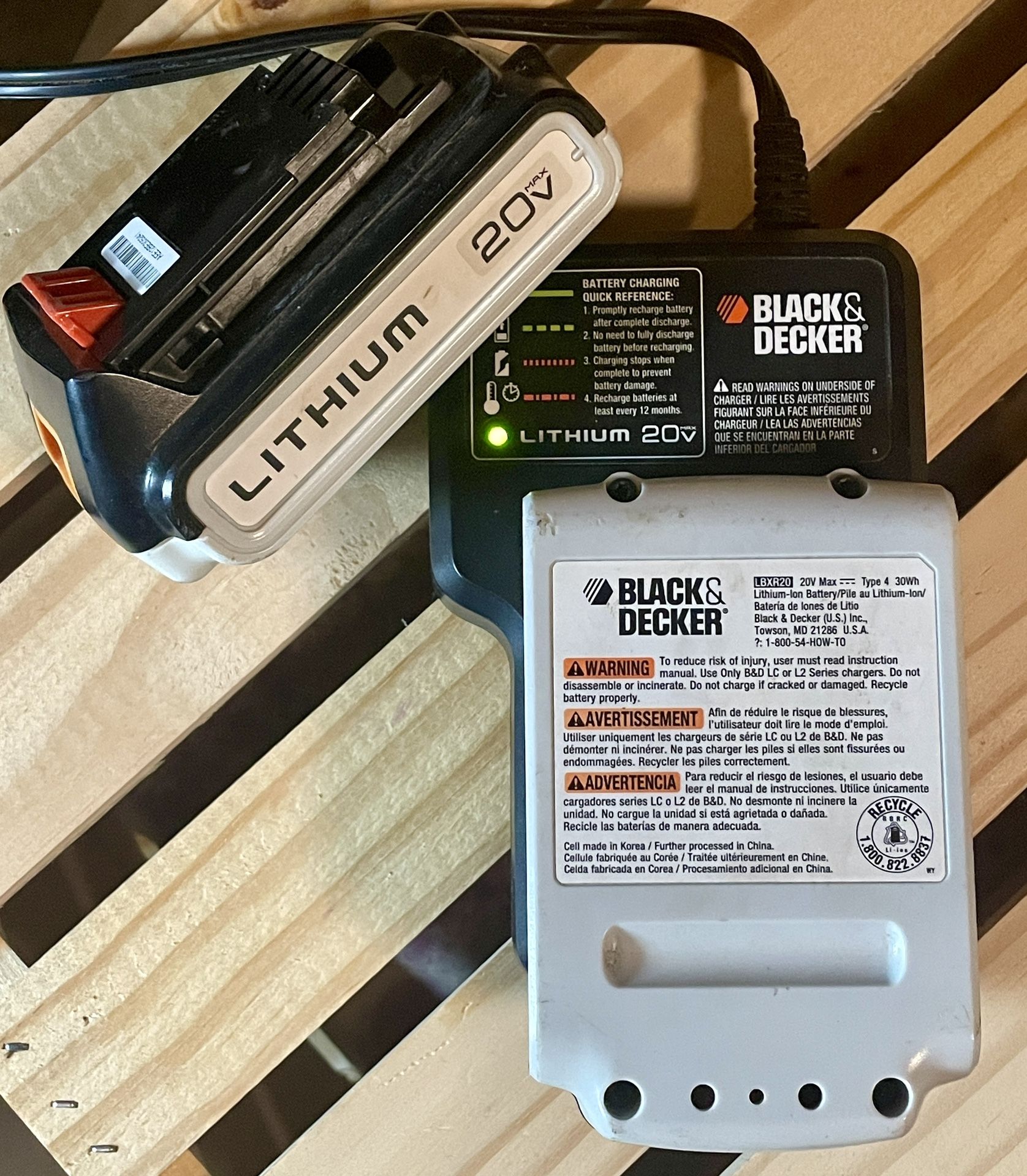 Black & Decker 20V Charger (LCS20) + Two 20V Lithium-Ion Batteries (LBXR20)