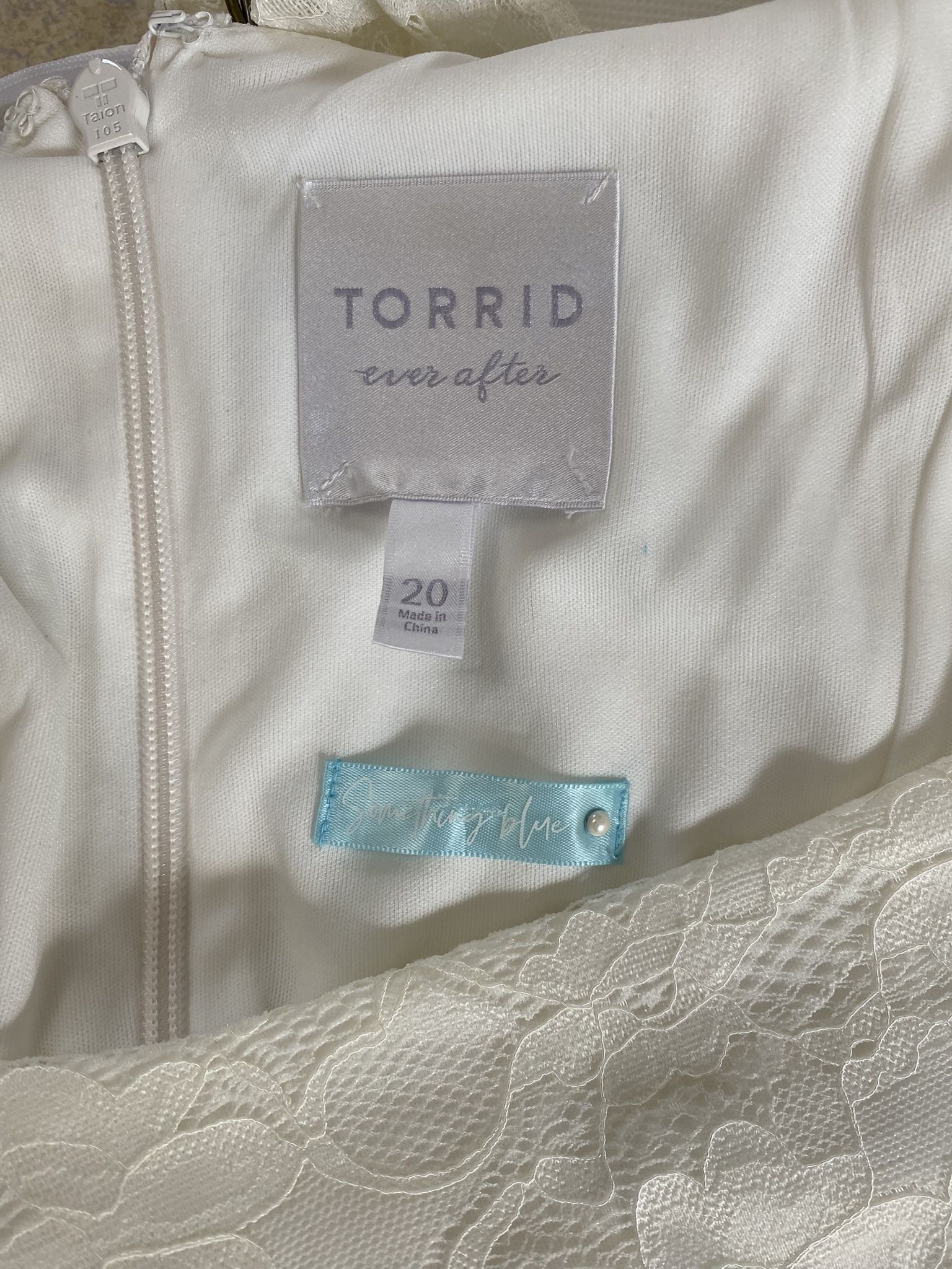 Torrid Wedding Dress, Off White, Size 20