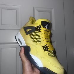 Jordan 4s Lightining