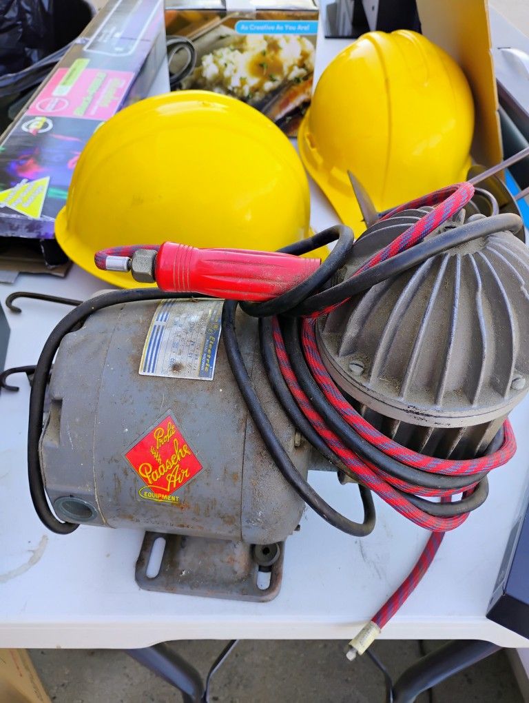 Airbrush Tiny Compressor