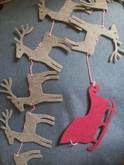 Christmas Decor - Garland