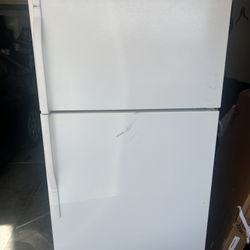 Refrigerator Kenmore 