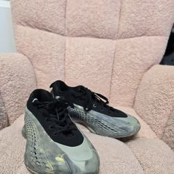 Adidas Sneakers Men’s Size 7.5 Black Gray Futuristic Running Shoes