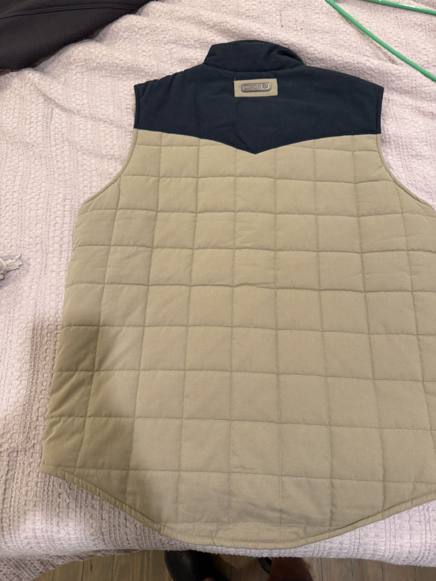 CINCH VEST