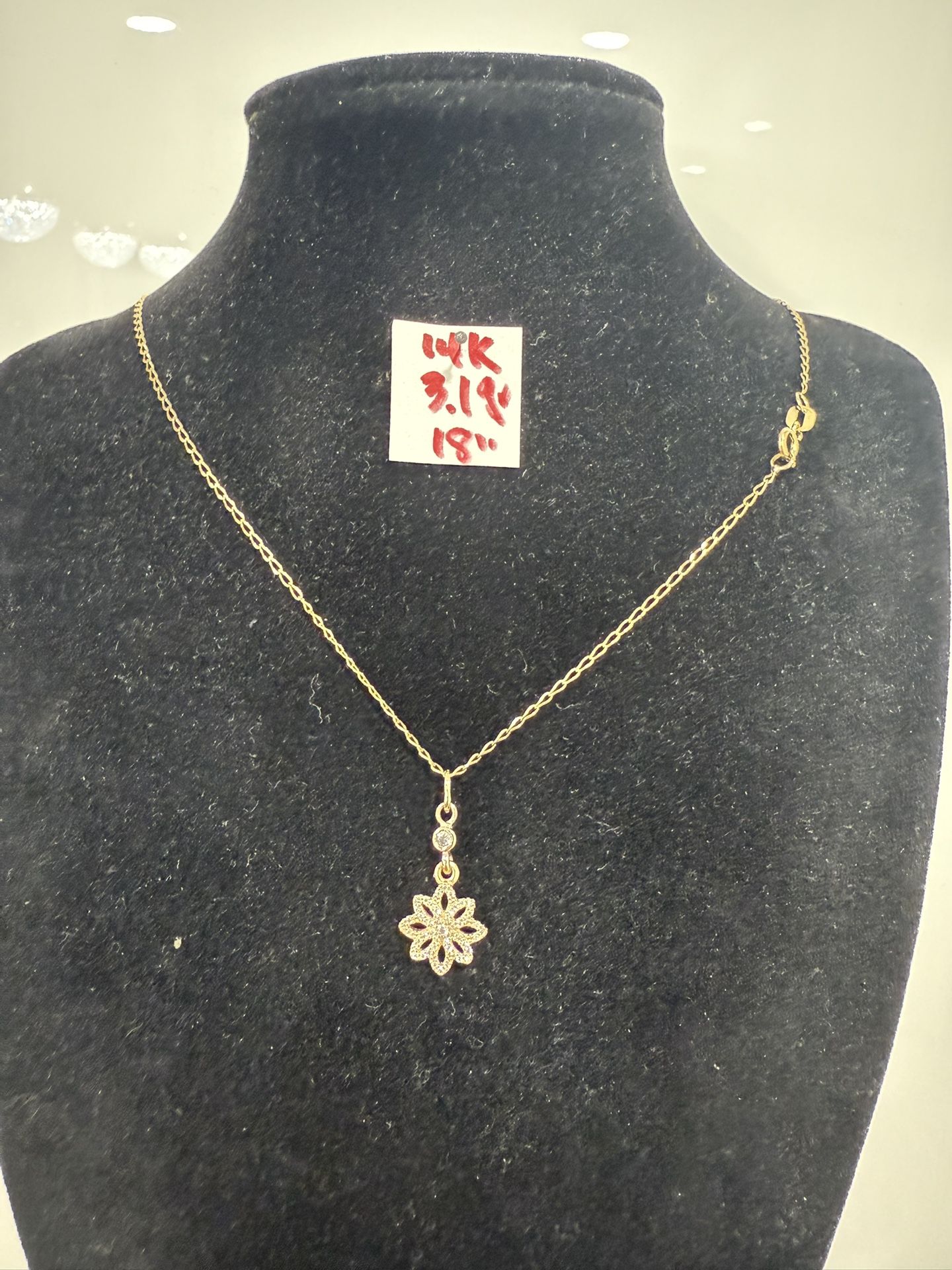 14K Solid Gold Chain and Pendant CUBIC ZIRCONIUM STONES 3.1Gr 18 Inches Long