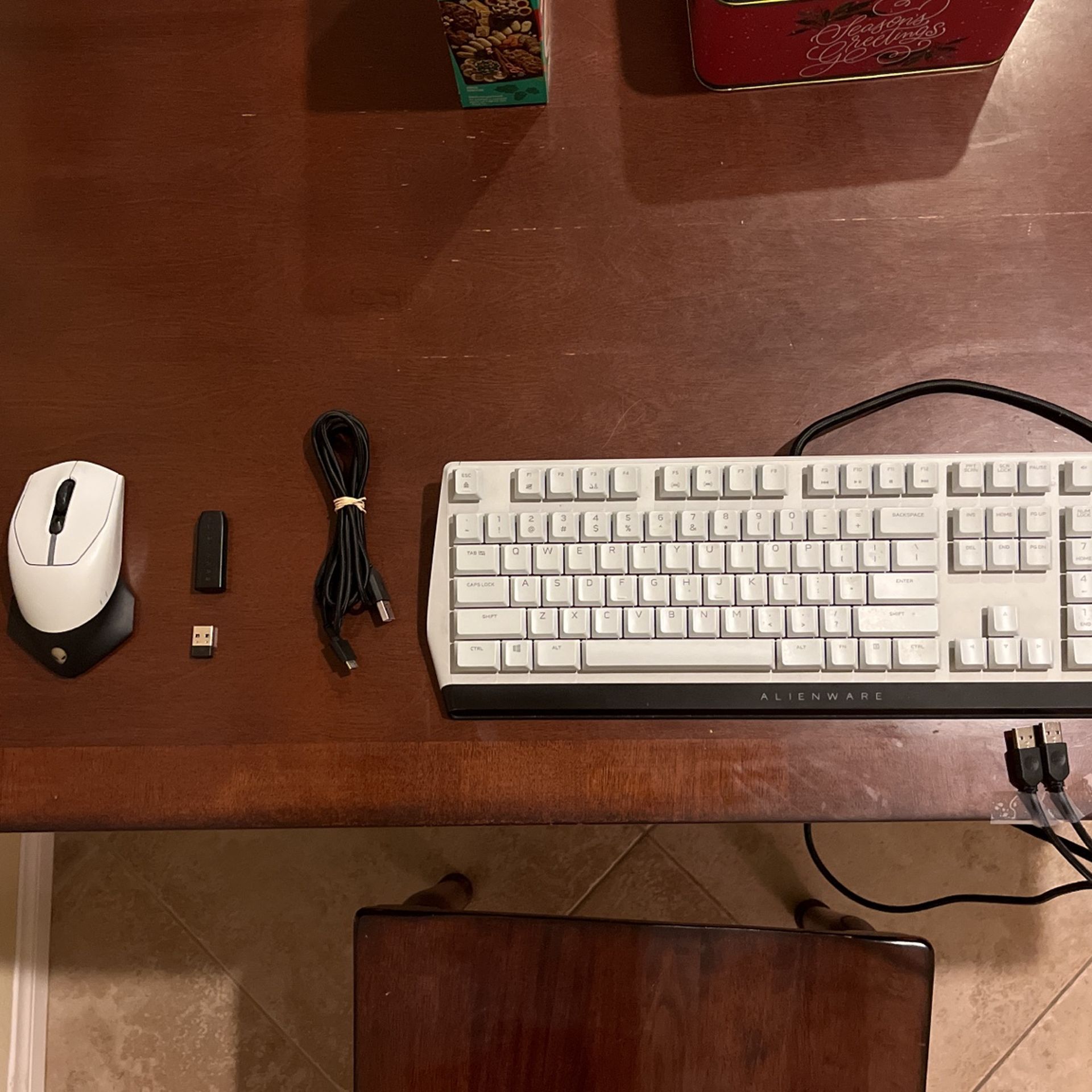 Alienware Wireless Mouse And Keyboard