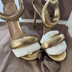 Gianvito Rossi Bijoux Hells