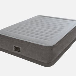 Queen Size Air Mattress With Pump Camping Mattresses Outdoors Bed. Open Box