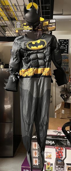Rubies DC Comic Batman Deluxe Costume Kids Size 6 Padded Chest Belt Cape Mask
