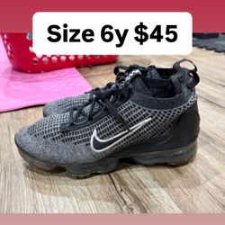 Nike Vapor max Size 6y Or Women’s 7.5