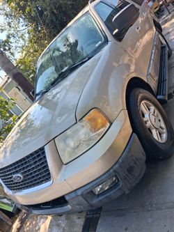 2005 ford expedition XLT