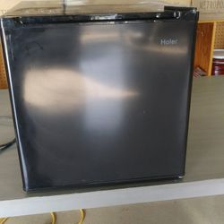 Haier compact refrigerator