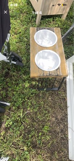 Wood Pet Food Water Bowl Stand with 2 Bowls