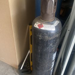 Oxygen / Acetylene  2-Tanks With Torch