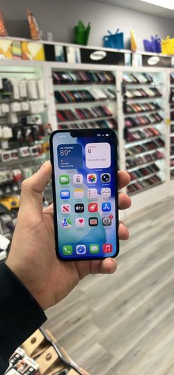 iPhone 13 128Gb Unlocked & With Warranty & With Charger