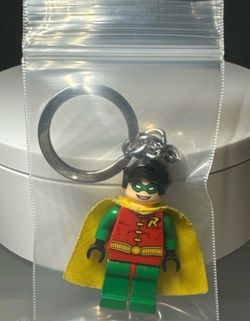2006 Robin Wavy Hair Keychain