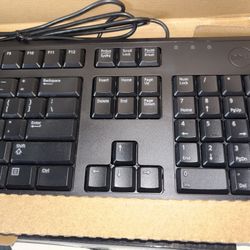 Brand 🆕 - Dell Full 104 Key Layout Office/Workspace Keyboard 