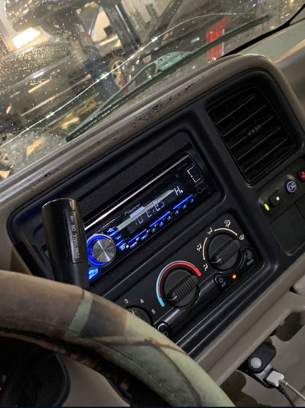2002 Chevrolet Suburban