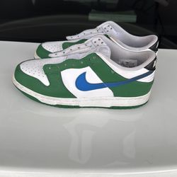 Size 7  green , blue and white dunks
