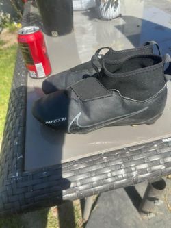 Black Nike cleats