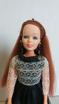VINTAGE 1986 CREATA FLOWER PRINCESS DOLL, AUBURN LONG HAIR