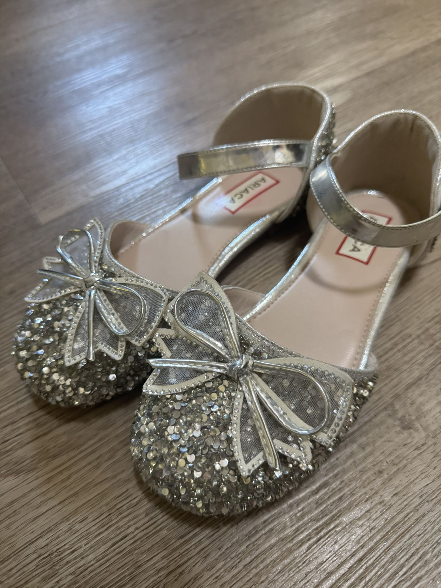Girl’s Dress Shoes