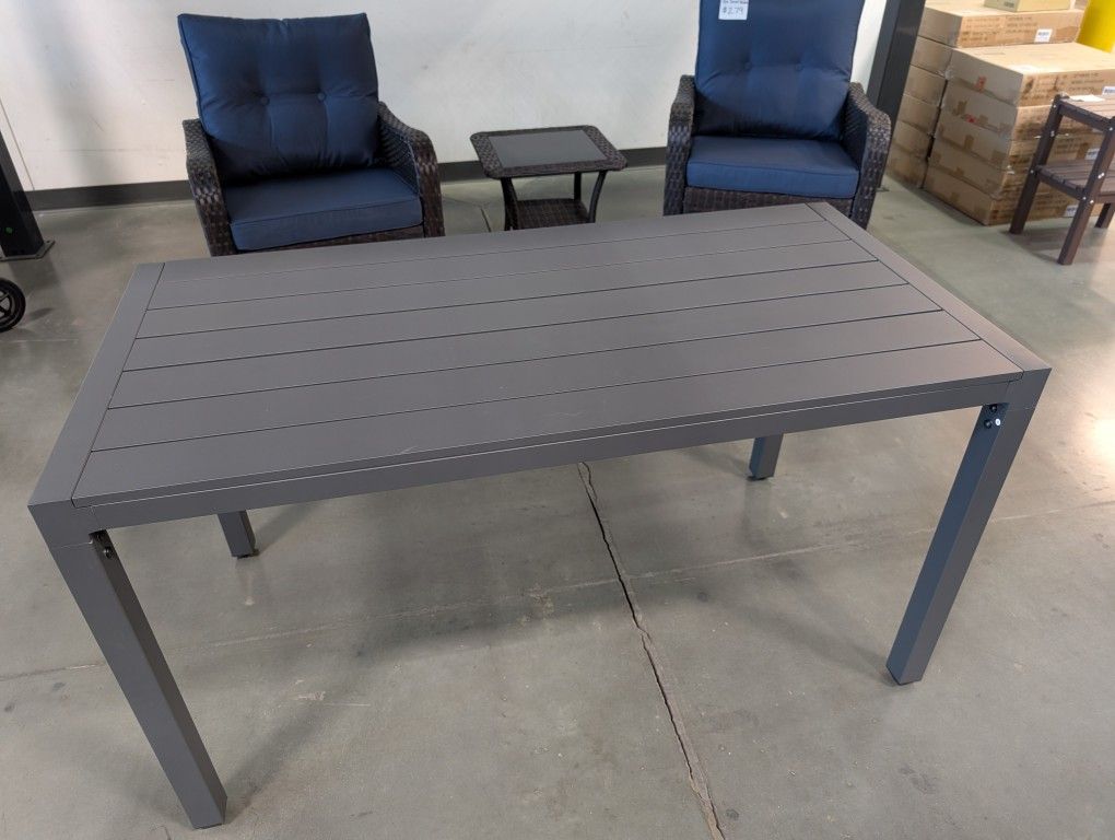 Outdoor Dining/Bar Table