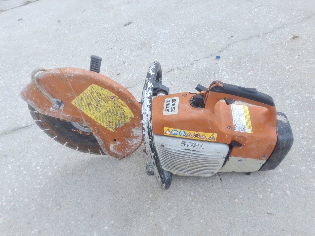 Stihl Concrete Saw With Blade TS400.