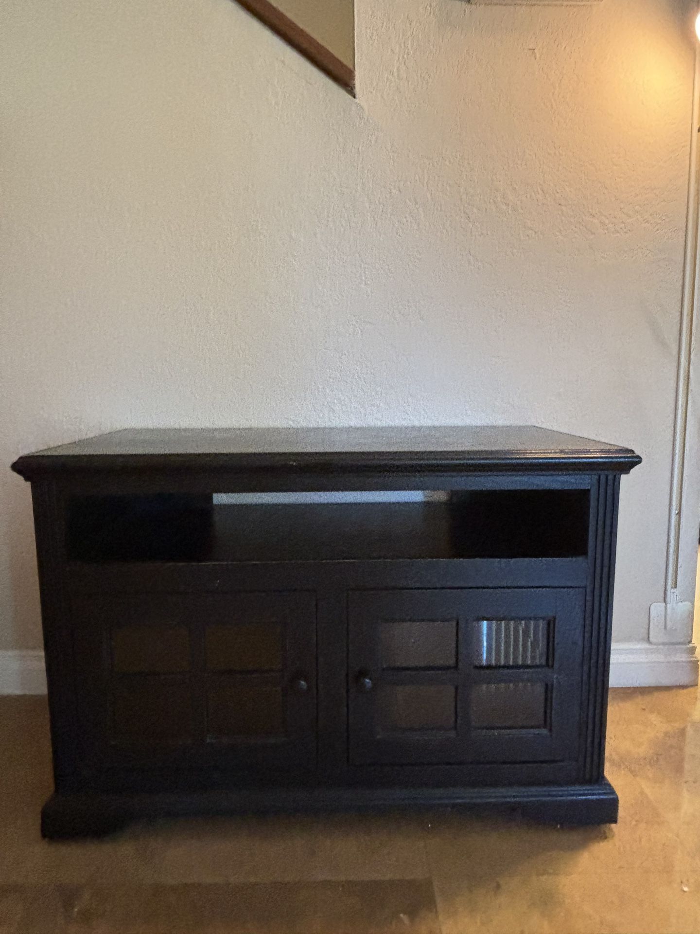 Solid Wooden Tv Stand 