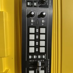 Roland V-1Hd Video Switcher