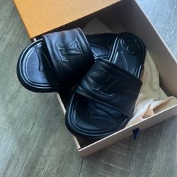 Louis Vuitton Woman’s Mule Sandal 