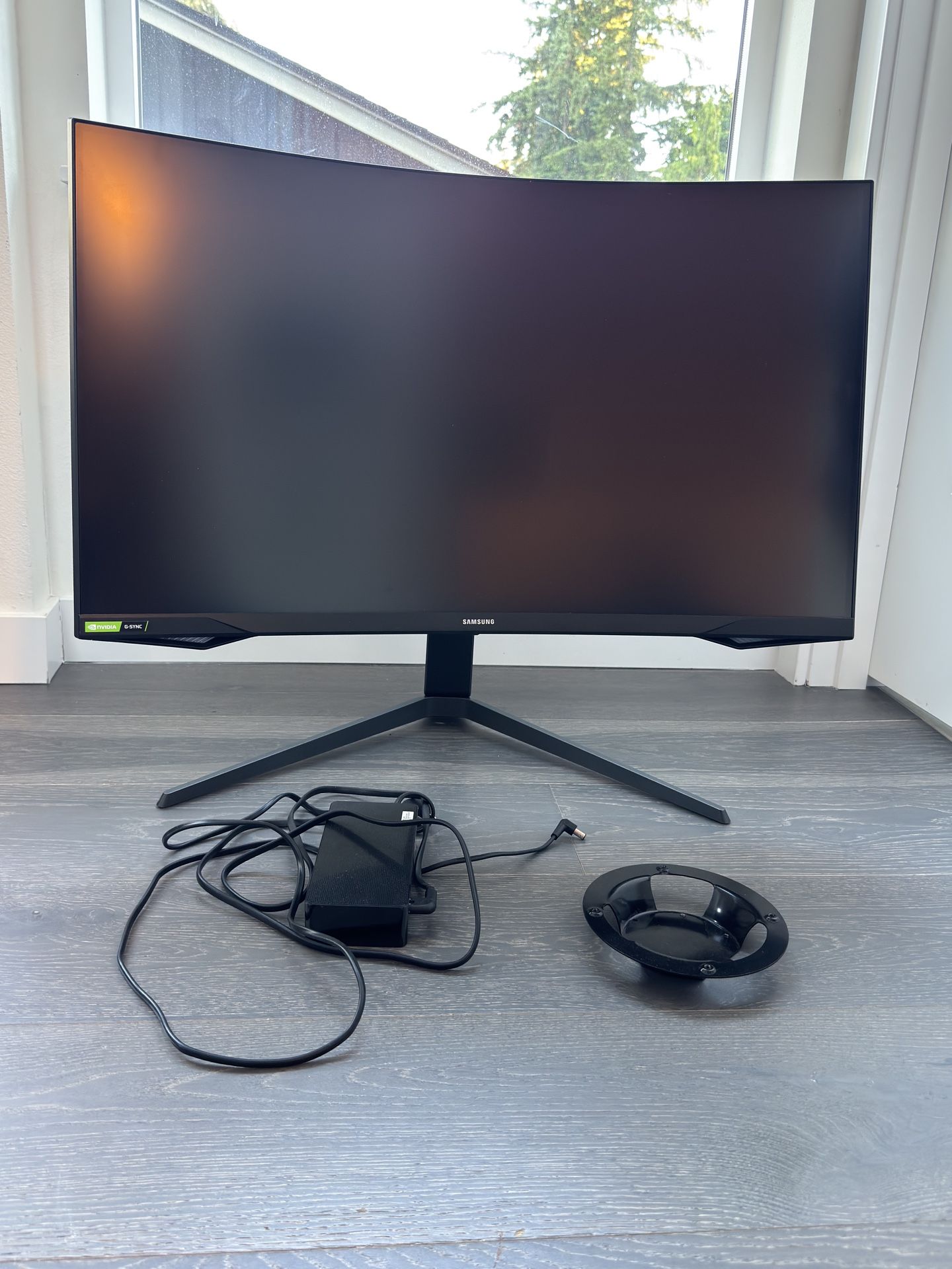 Samsung Odyssey G7 32” QHD Gaming Monitor 240 Hz
