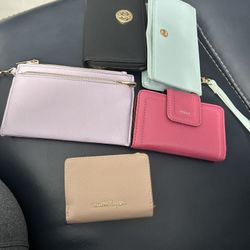 Woman’s Wallet (5)
