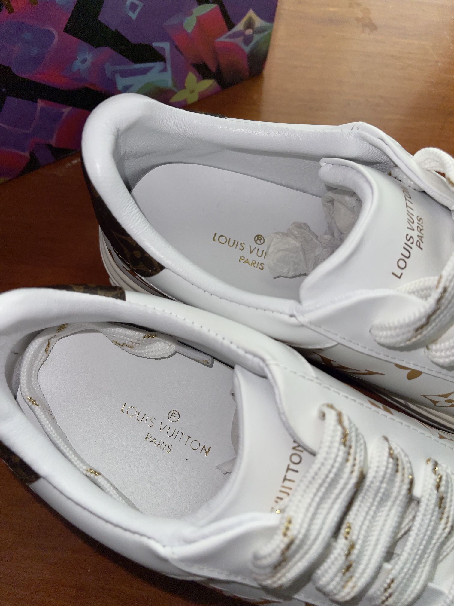 LOUIS VUITTON White & Gold Sneakers Shoes WOMENS 8 for Sale